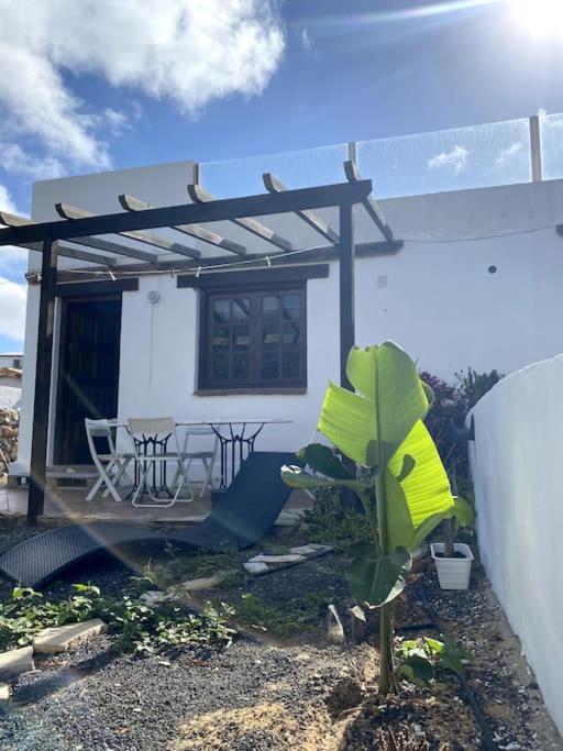 Orange House, Surf&Yoga Lajares Villa Luaran gambar