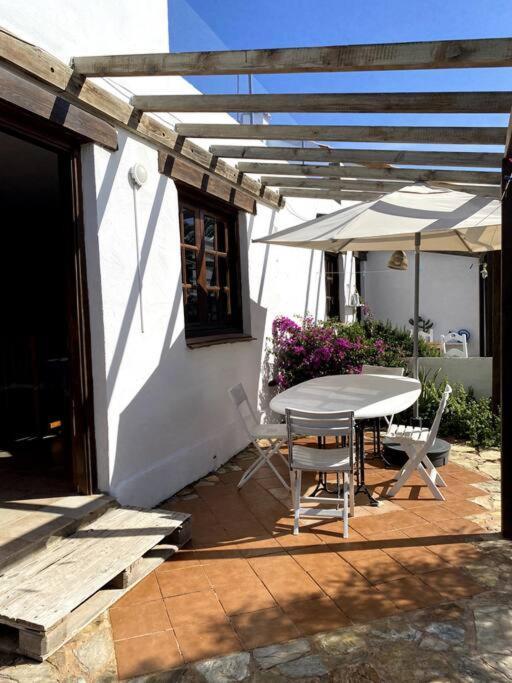 Orange House, Surf&Yoga Lajares Villa Luaran gambar